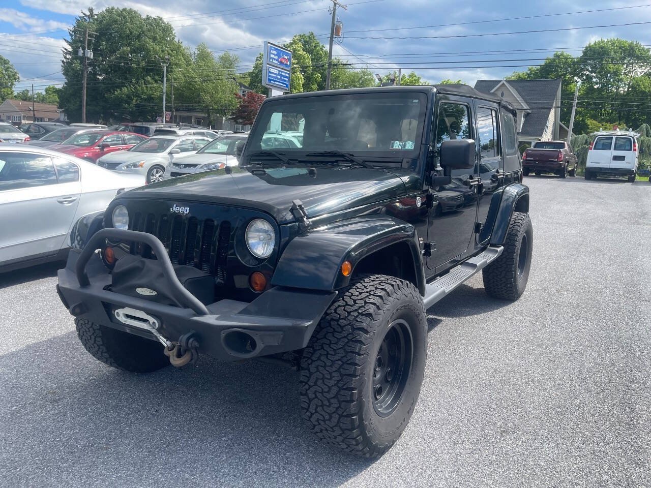 Used 2012 Jeep Wrangler Unlimited Sahara w/ Dual Top Group AWD/4WD image 32