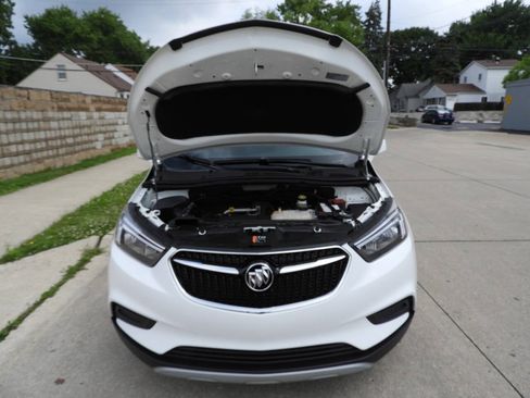 Used 2021 Buick Encore Preferred AWD/4WD image 42