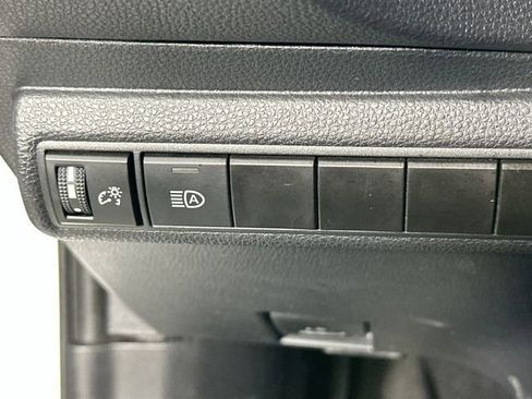 Used 2024 Toyota Corolla LE image 21