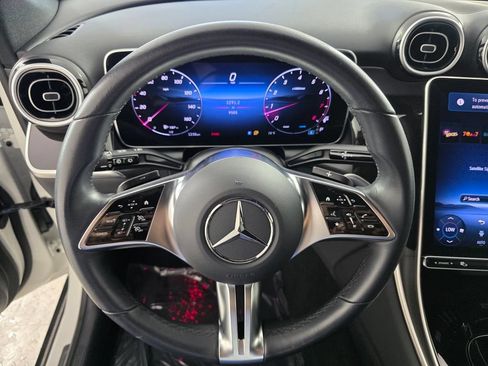 Certified 2025 Mercedes-Benz GLC 300 4MATIC image 17