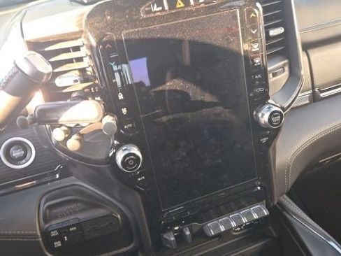 Used 2022 RAM 2500 Limited image 8