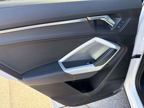 Used 2024 Audi Q3 2.0T Premium image 9