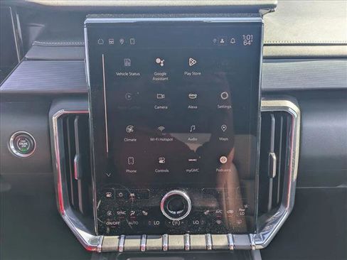 Used 2024 GMC Acadia Elevation image 13