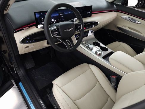 New 2026 Genesis GV70 2.5T Select image 12