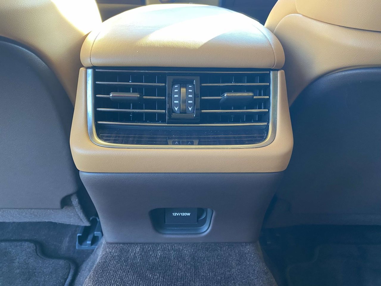 Used 2018 Lexus LS 500 w/ Accessory Package (Z2) RWD image 21