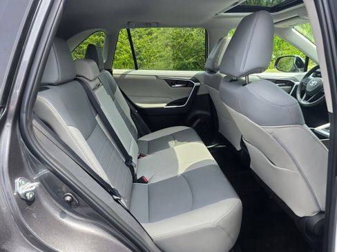 Certified 2025 Toyota RAV4 XLE Premium image 40
