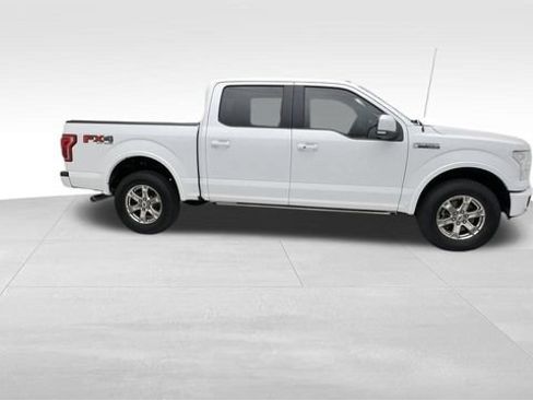 Used 2017 Ford F150 Lariat w/ Equipment Group 502A Luxury AWD/4WD image 9