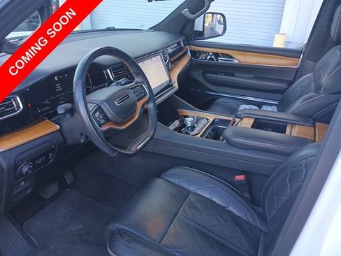Certified 2022 Jeep Grand Wagoneer Series III w/ Flexible Seating Group AWD/4WD image 15