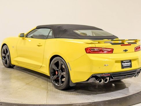 Used 2017 Chevrolet Camaro SS image 9