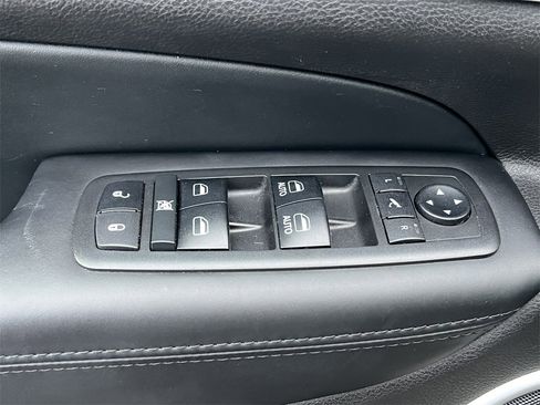 Used 2018 Jeep Grand Cherokee Summit w/ Platinum Series Group image 16