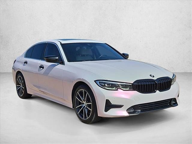 Used 2020 BMW 330i Sedan w/ Convenience Package RWD image 3