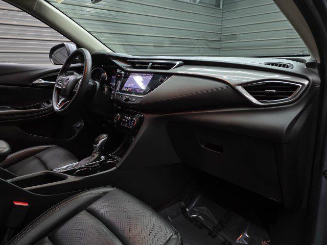 Used 2022 Buick Encore GX Essence FWD image 13