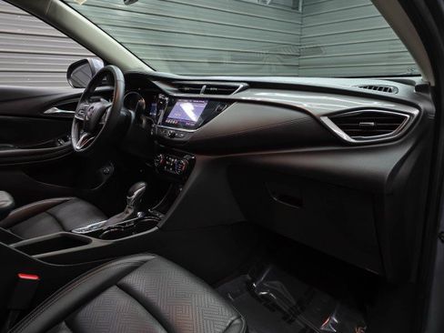 Used 2022 Buick Encore GX Essence FWD image 13