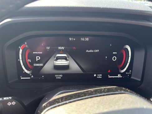 Certified 2025 Nissan Rogue SL w/ SL Premium Package FWD image 3