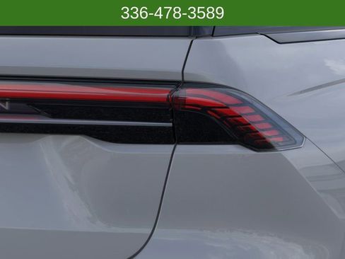 New 2026 Lincoln Nautilus Premier AWD/4WD image 21