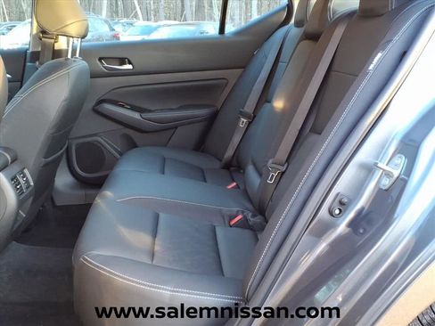 New 2025 Nissan Altima 2.5 SL FWD image 15