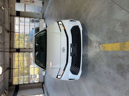 Used 2025 Toyota Camry LE image 22