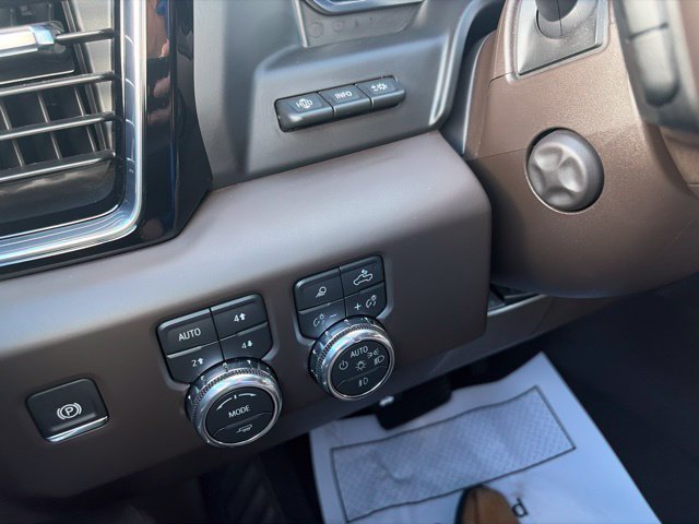 Used 2026 GMC Sierra 1500 Denali w/ Denali Reserve Package AWD/4WD image 22