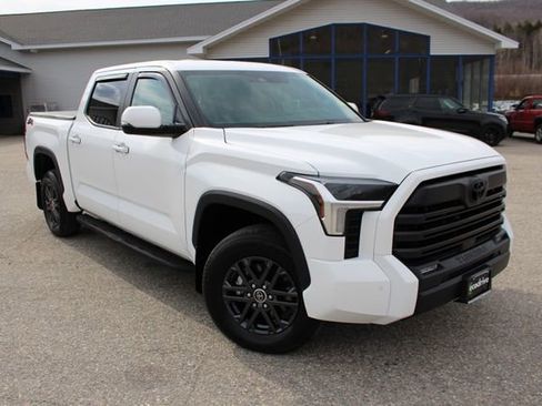Used 2024 Toyota Tundra SR5 w/ SR5 Convenience Package AWD/4WD image 1