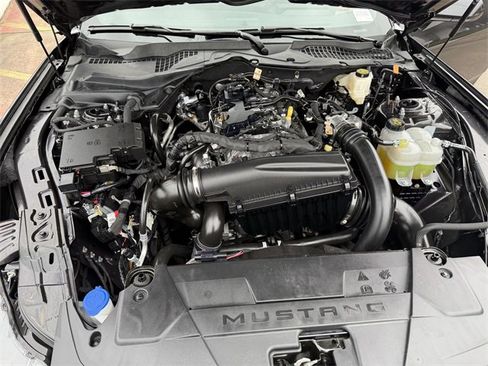 Used 2024 Ford Mustang Coupe image 26