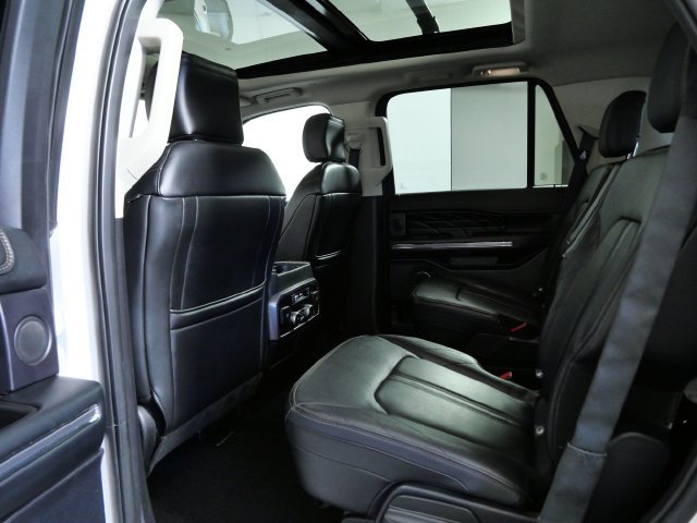 Used 2019 Ford Expedition Platinum AWD/4WD image 12