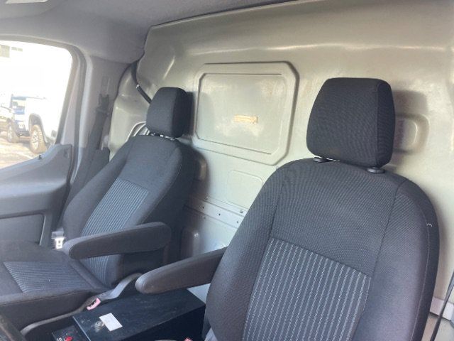 Used 2015 Ford Transit 250 130 Low Roof RWD image 11
