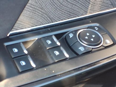 Certified 2023 Ford F150 Lightning Platinum image 22