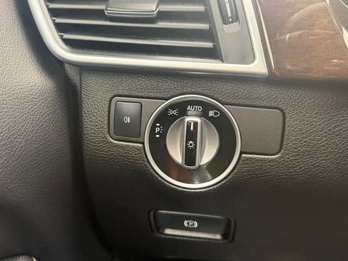 Used 2015 Mercedes-Benz GL 450 4MATIC w/ Parking Assist Package image 24