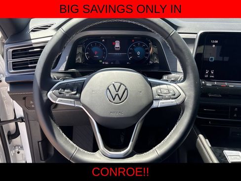 Used 2026 Volkswagen Atlas Cross Sport SE FWD image 14