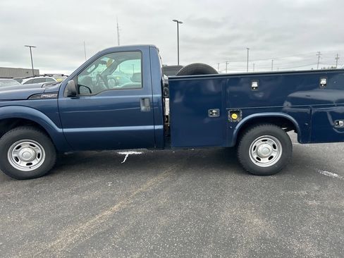 Used 2015 Ford F250 XL image 4