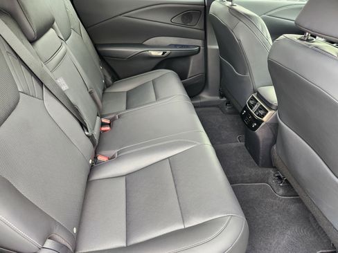 Certified 2025 Lexus RX 350 Premium Plus image 39