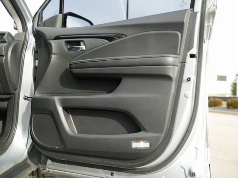 Used 2017 Honda Pilot Elite image 44