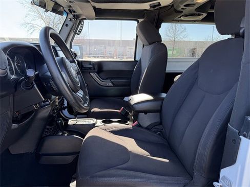 Used 2014 Jeep Wrangler Sport image 23
