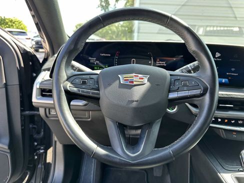 Certified 2025 Cadillac XT4 Premium Luxury FWD image 20