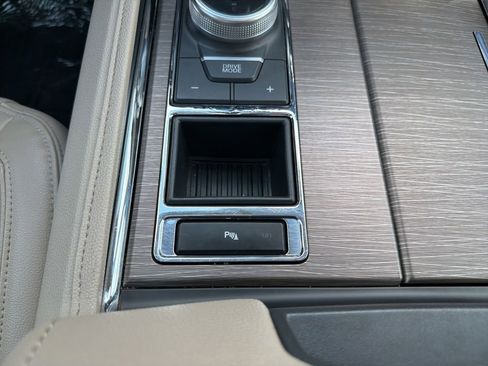 Used 2024 Ford Expedition Max Limited RWD image 36
