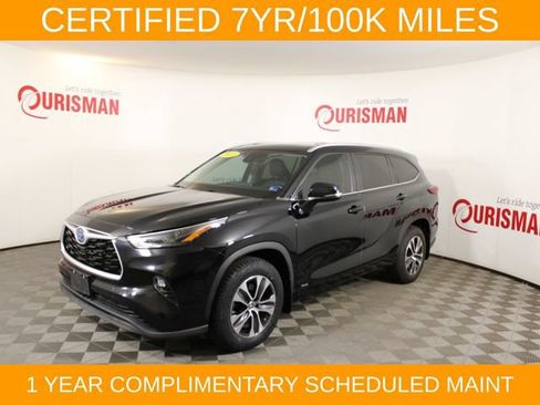 Used 2023 Toyota Highlander XLE AWD/4WD image 3