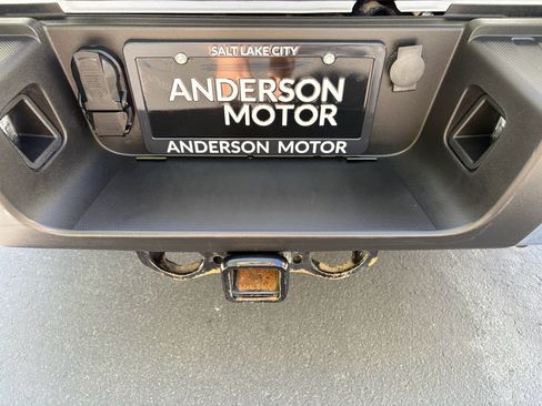 Used 2023 Ford F350 XLT w/ FX4 Off-Road Package AWD/4WD image 10