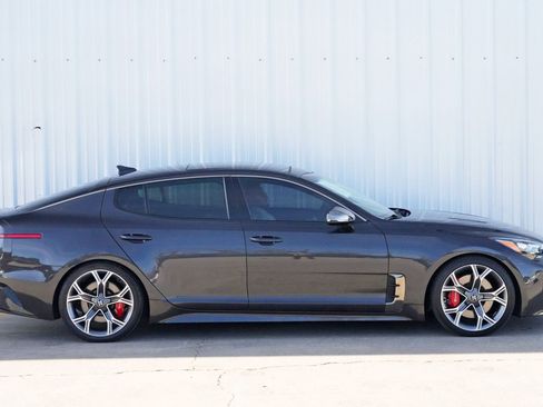Used 2020 Kia Stinger GT2 image 54