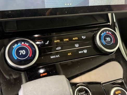 Used 2023 Land Rover Range Rover Sport SE image 37