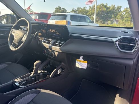 New 2026 Chevrolet TrailBlazer LS image 8