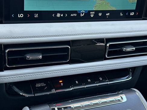 New 2026 Lincoln Aviator 2WD image 21