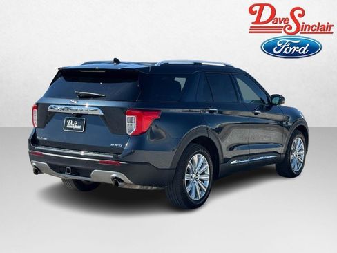Used 2022 Ford Explorer Limited w/ Equipment Group 301A AWD/4WD image 7