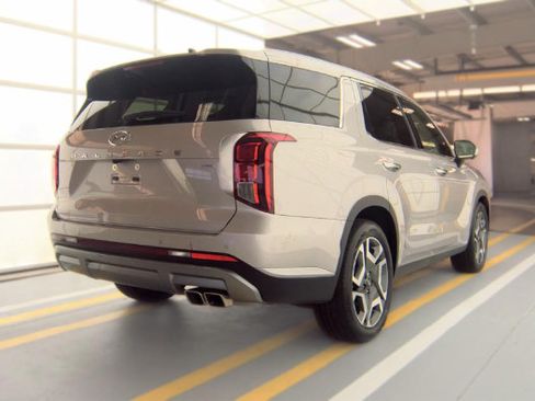 Used 2025 Hyundai Palisade SEL AWD/4WD image 3