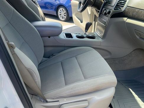 Used 2012 Jeep Grand Cherokee Laredo w/ Laredo E Group AWD/4WD image 45
