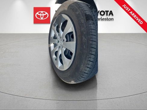 Used 2025 Toyota Corolla LE image 1
