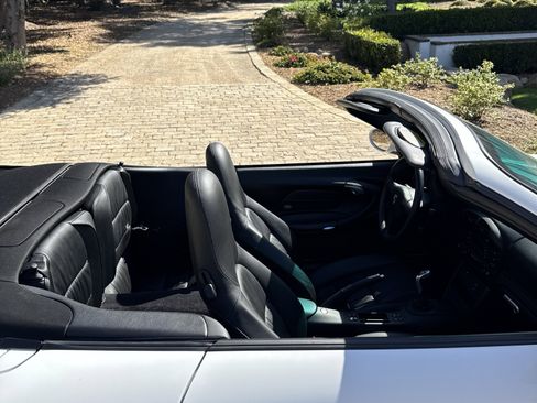 Used 2002 Porsche 911 Cabriolet image 13