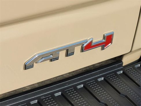 Used 2022 GMC Sierra 1500 AT4 w/ AT4 Premium Package image 8