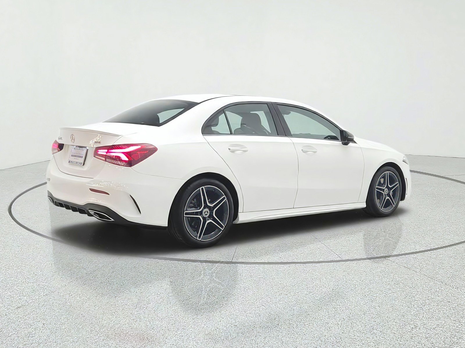Used 2022 Mercedes-Benz A 220 4MATIC image 5