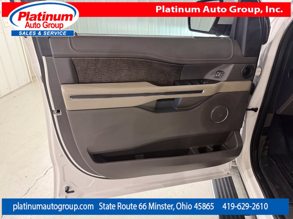 Used 2019 Ford Expedition Limited w/ Equipment Group 302A RWD image 25