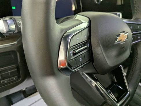 Used 2025 Chevrolet Tahoe Premier AWD/4WD image 22
